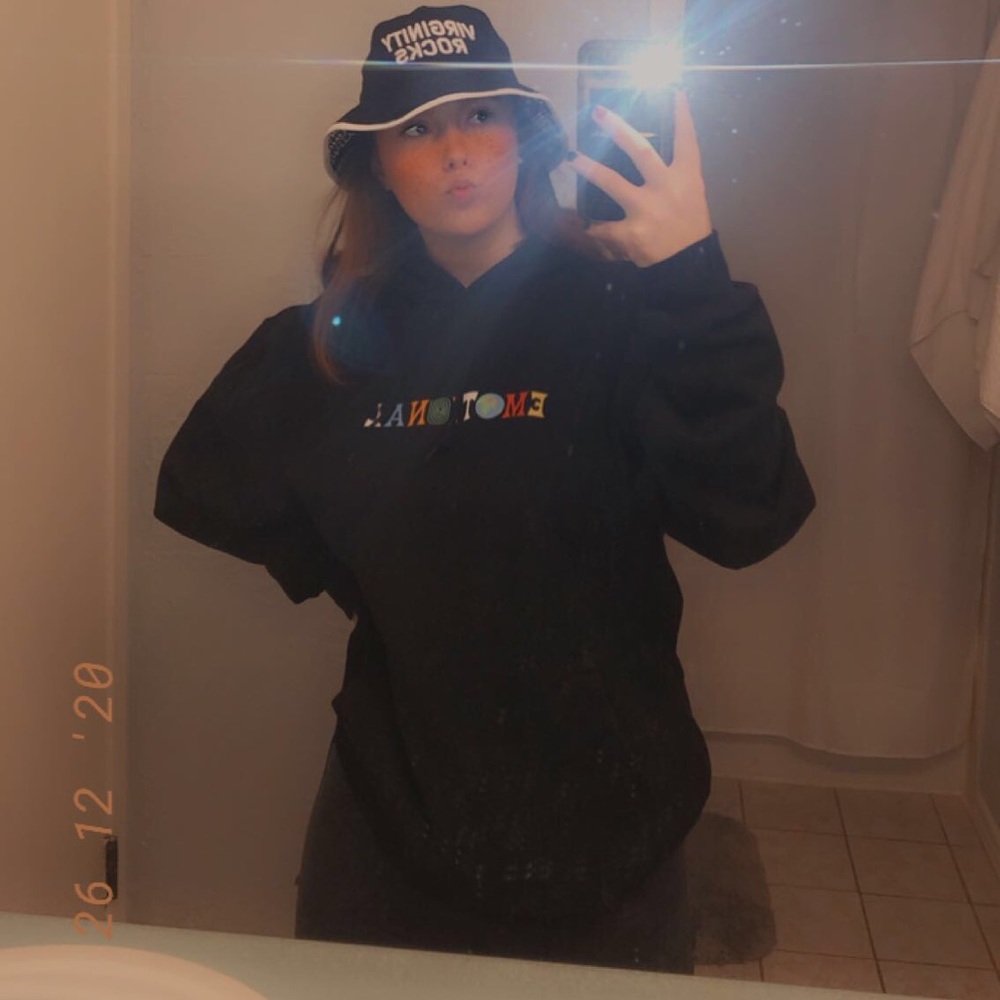 Meet your Posher, Haley
